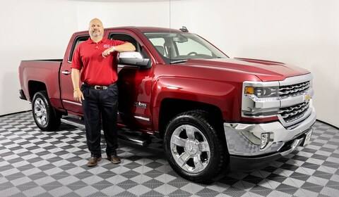 Staff member WILL SCHNAUTZ from 583c0380fddb