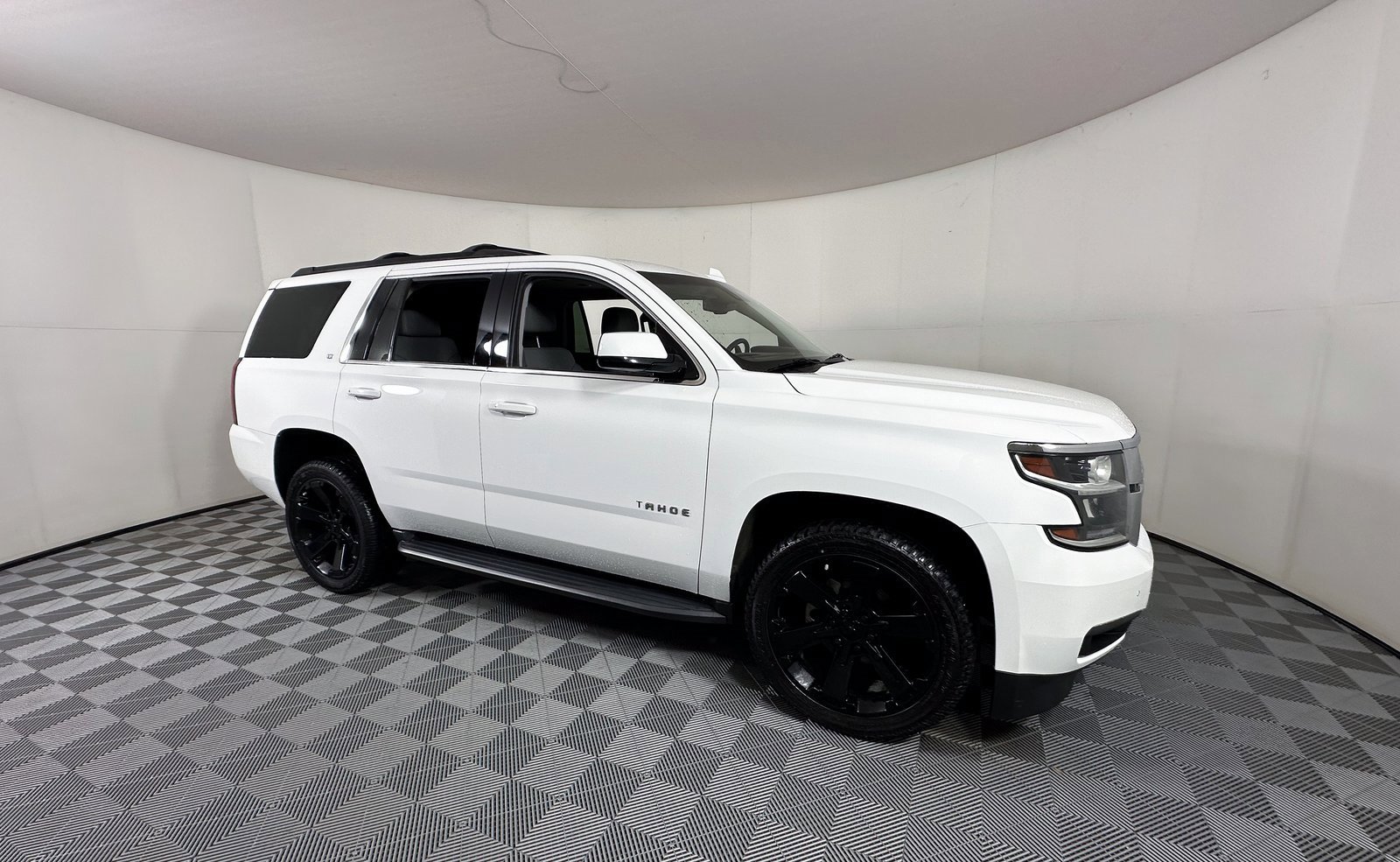 2018 Chevrolet Tahoe LT's photo