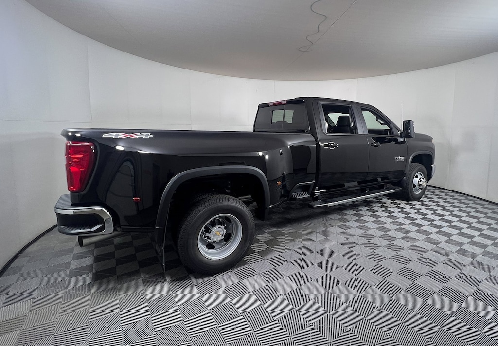 New 2026 Chevrolet Silverado 3500 HD LT DRW Truck