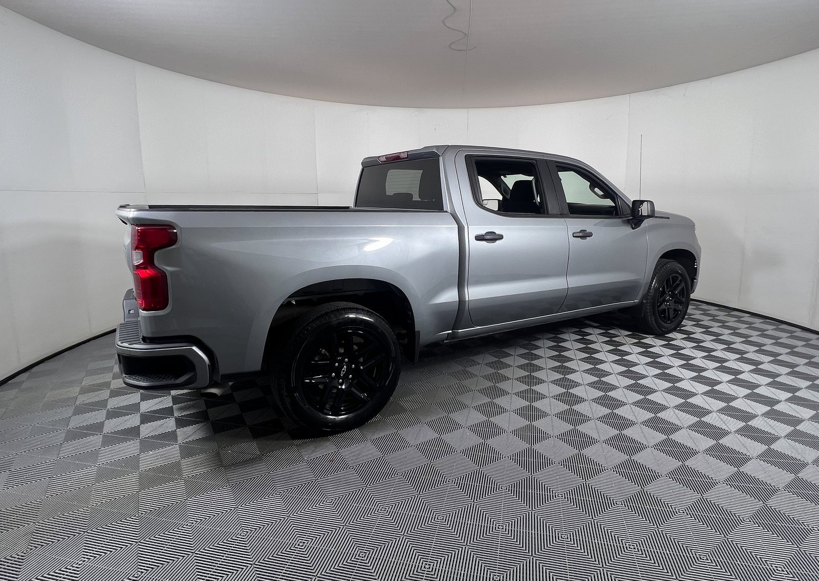 2023 Chevrolet Silverado 1500 Custom photo 4