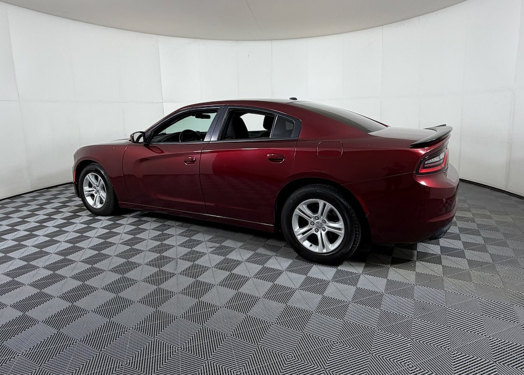 Used 2018 Dodge Charger SXT