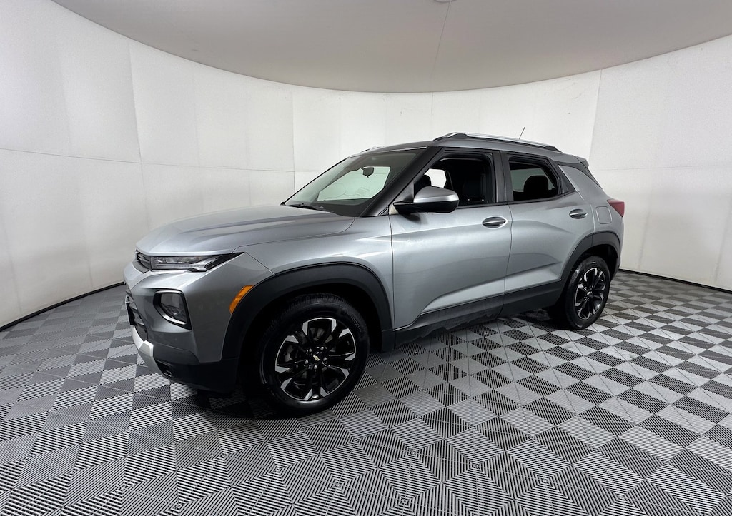 Used 2023 Chevrolet Trailblazer LT SUV