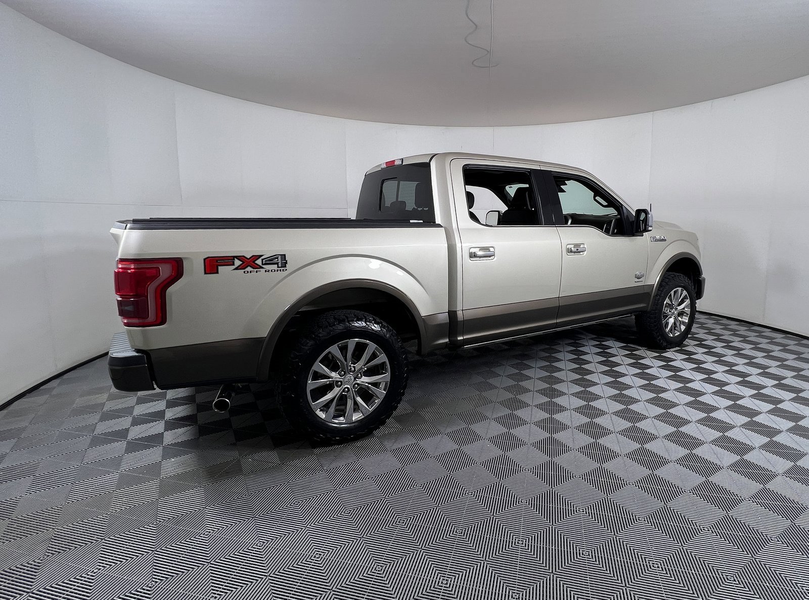 2017 Ford F-150 King Ranch photo 4