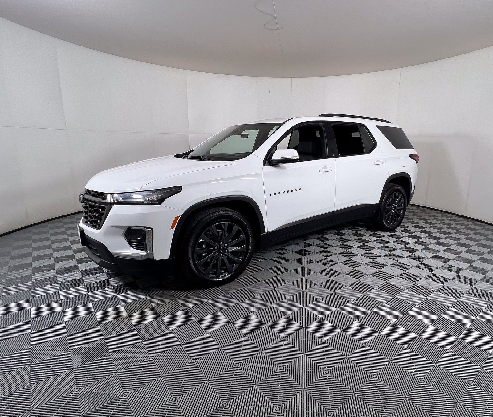 Used 2023 Chevrolet Traverse RS with VIN 1GNEVJKW2PJ289909 for sale in Marlin, TX