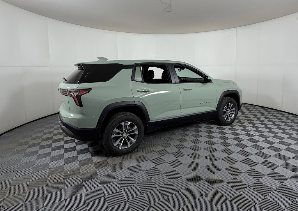 New 2026 Chevrolet Equinox LT SUV
