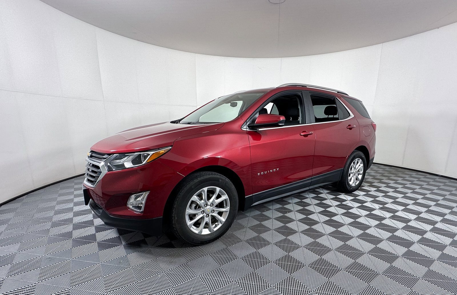 Used 2021 Chevrolet Equinox LT with VIN 2GNAXKEV0M6154843 for sale in Marlin, TX