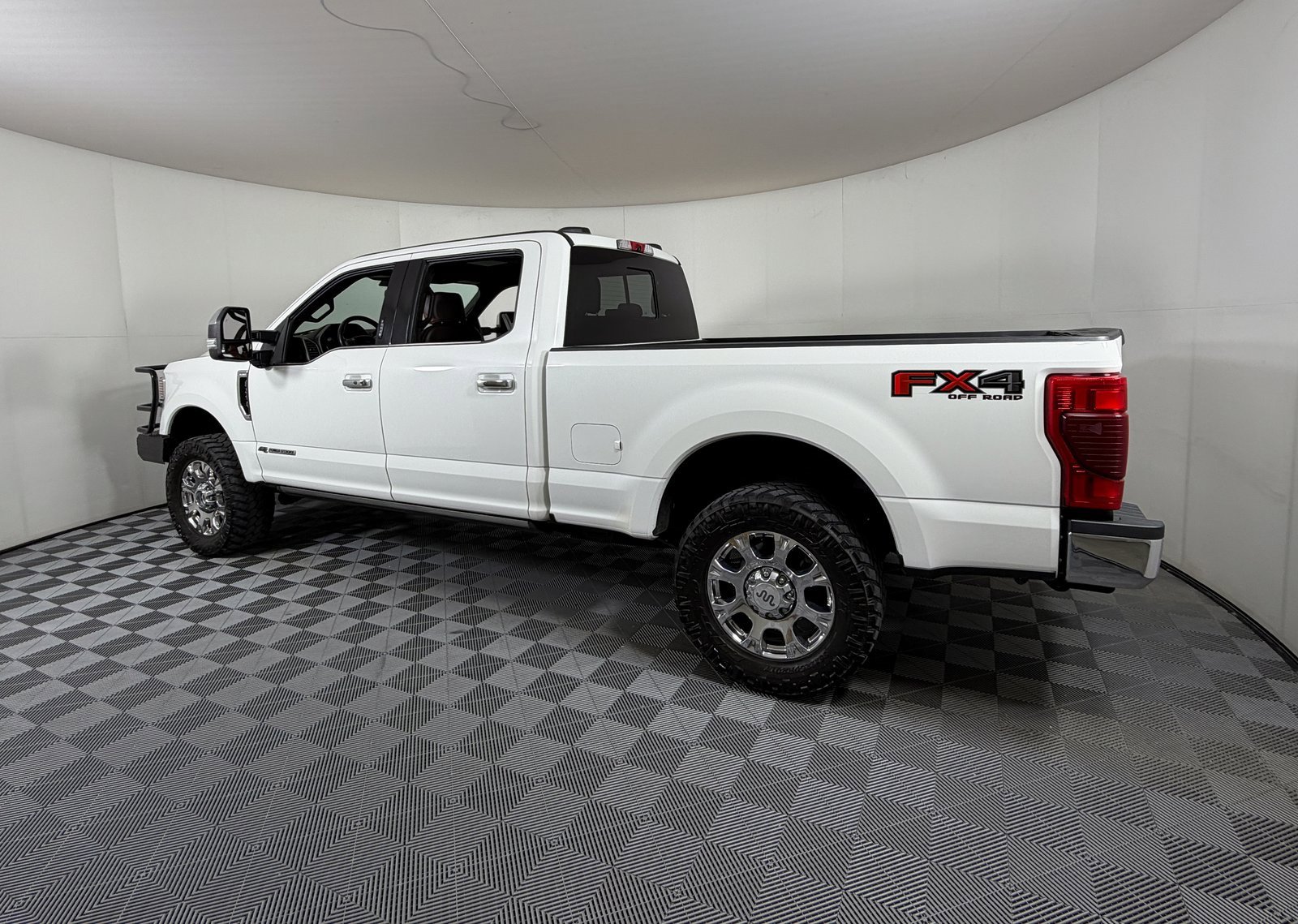 2020 Ford F-250 XL photo 3
