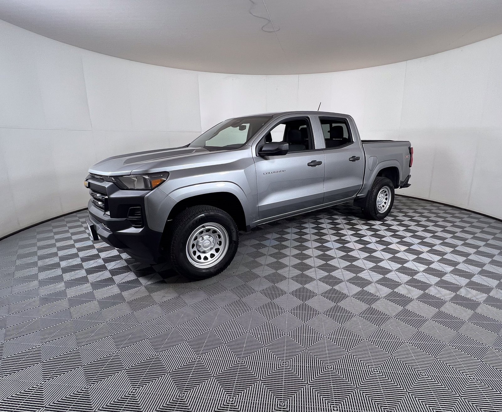 Used 2025 Chevrolet Colorado Work Truck with VIN 1GCPTBEK7S1181414 for sale in Marlin, TX
