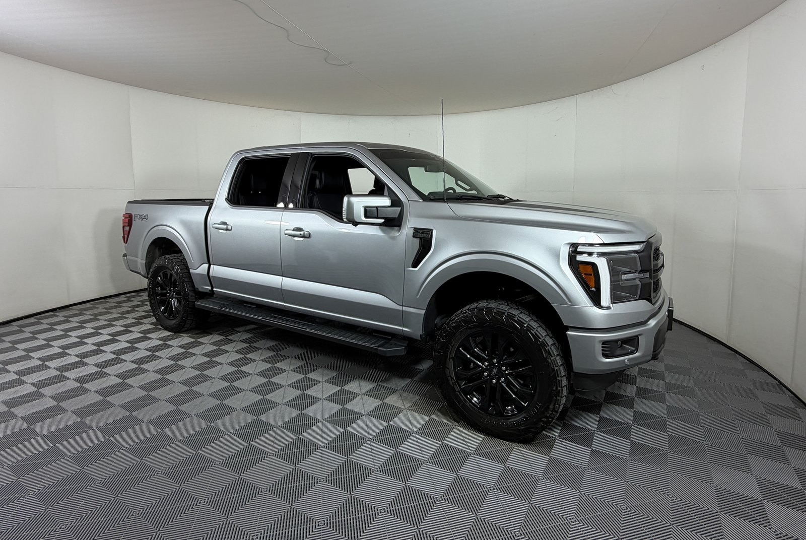 2025 Ford F-150 Lariat's photo
