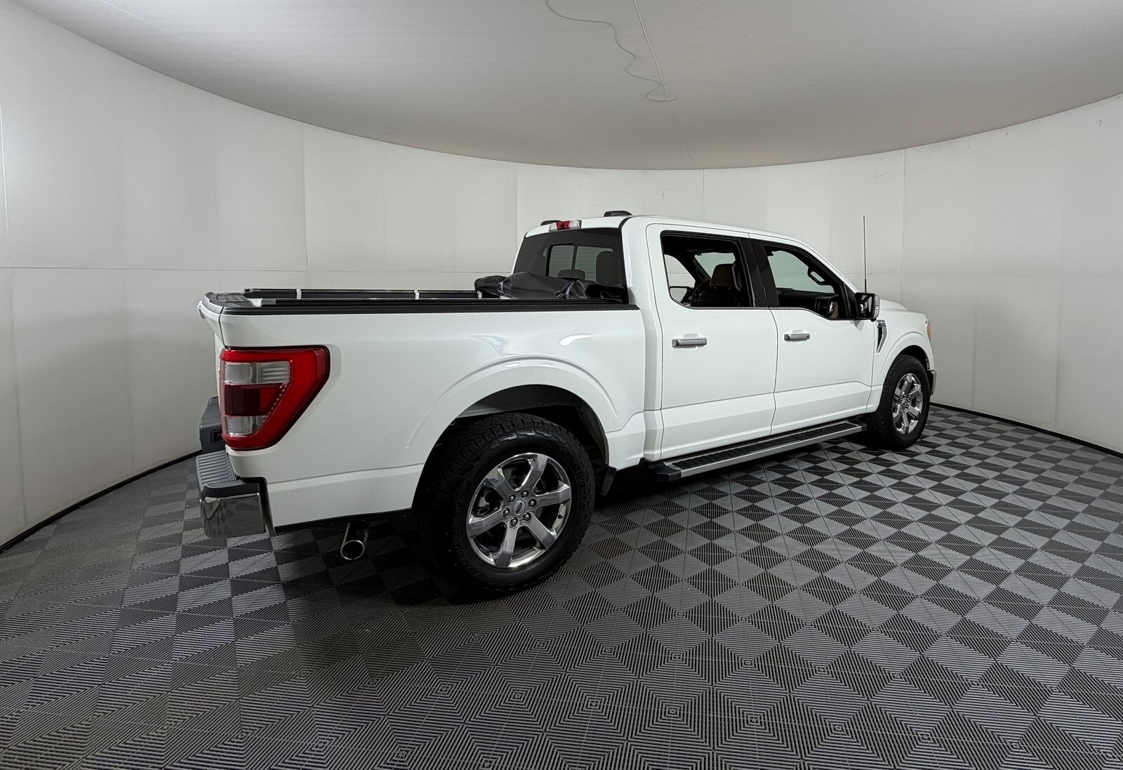 2022 Ford F-150 Lariat photo 3