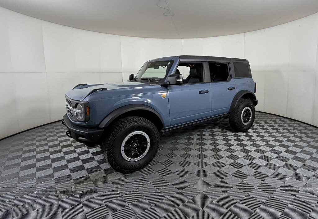 Used 2024 Ford Bronco Badlands SUV