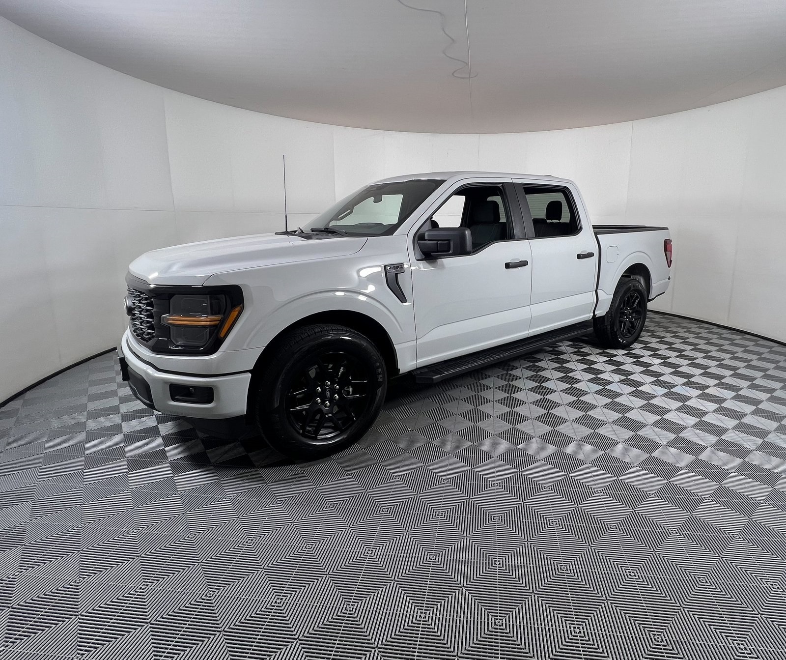 Used 2024 Ford F-150 STX with VIN 1FTEW2KP5RKE97025 for sale in Marlin, TX