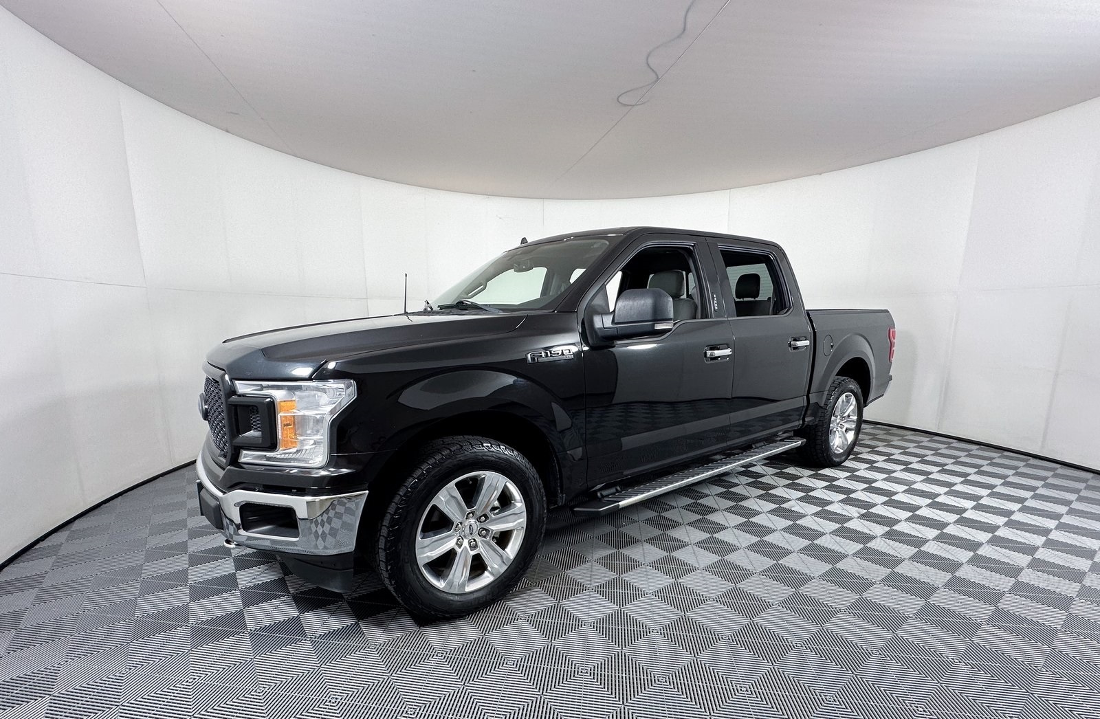 Used 2019 Ford F-150 XLT with VIN 1FTEW1CB3KKD25885 for sale in Marlin, TX