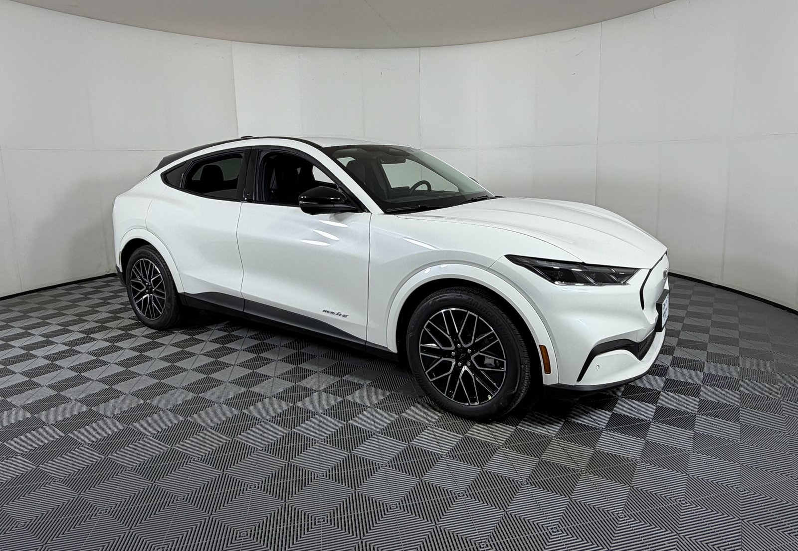 2025 Ford Mustang Mach-E Premium RWD's photo