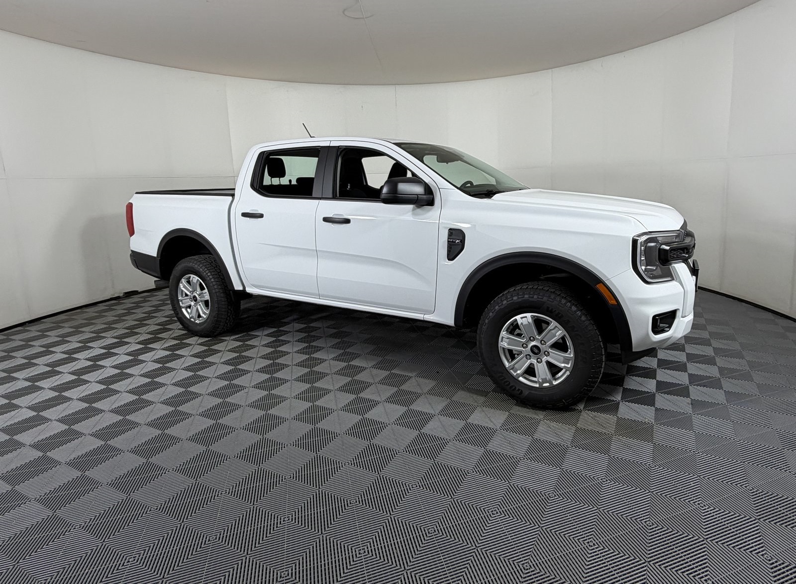 2025 Ford Ranger XL's photo