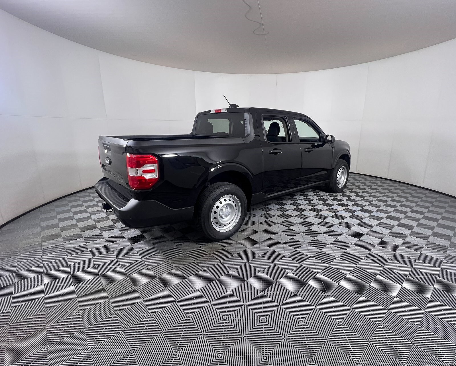 2025 Ford Maverick XL photo 4
