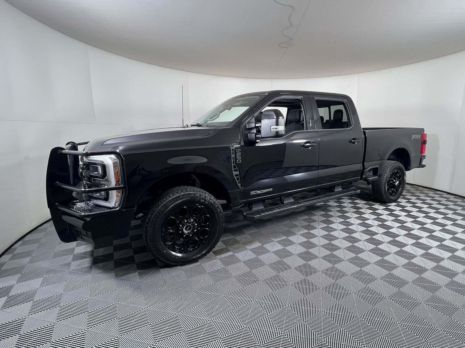 2024 Ford F-250 photo 2