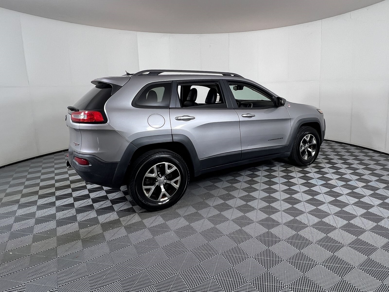 2014 Jeep Cherokee Trailhawk photo 4