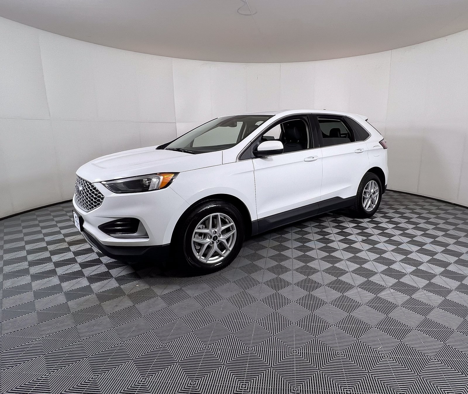 Used 2024 Ford Edge SEL with VIN 2FMPK4J9XRBA53387 for sale in Marlin, TX