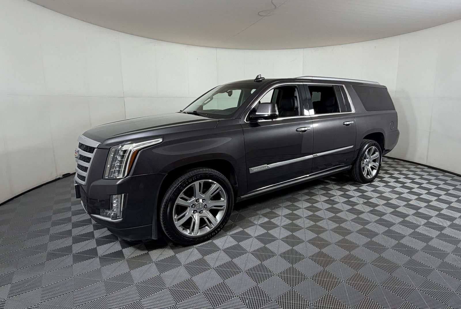 Used 2016 Cadillac Escalade ESV Premium with VIN 1GYS4JKJ5GR456701 for sale in Marlin, TX