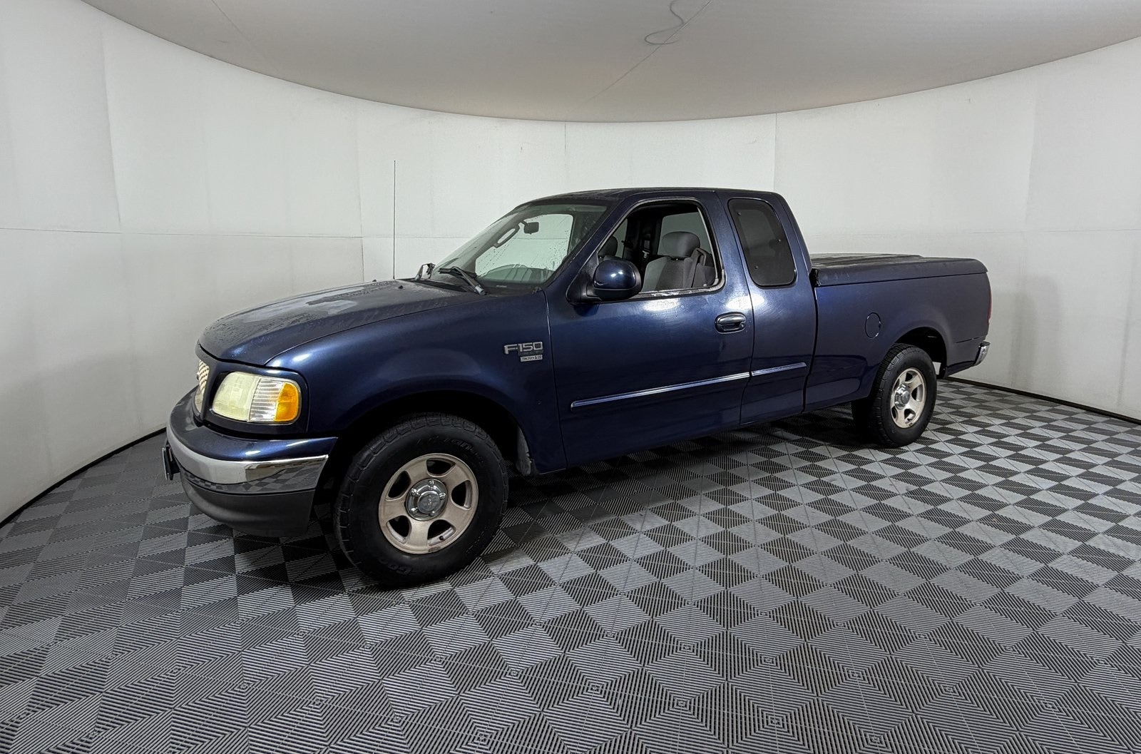 Used 2003 Ford F-150 XL with VIN 1FTRX17W63NA59211 for sale in Marlin, TX