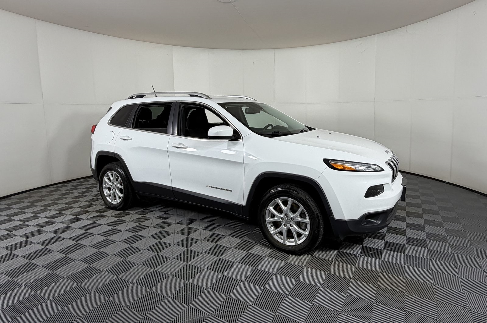 2017 Jeep Cherokee Latitude's photo