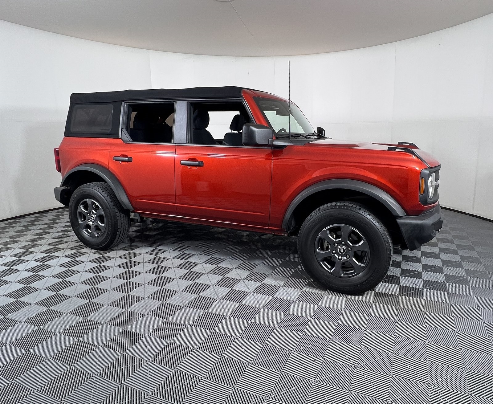2022 Ford Bronco Base