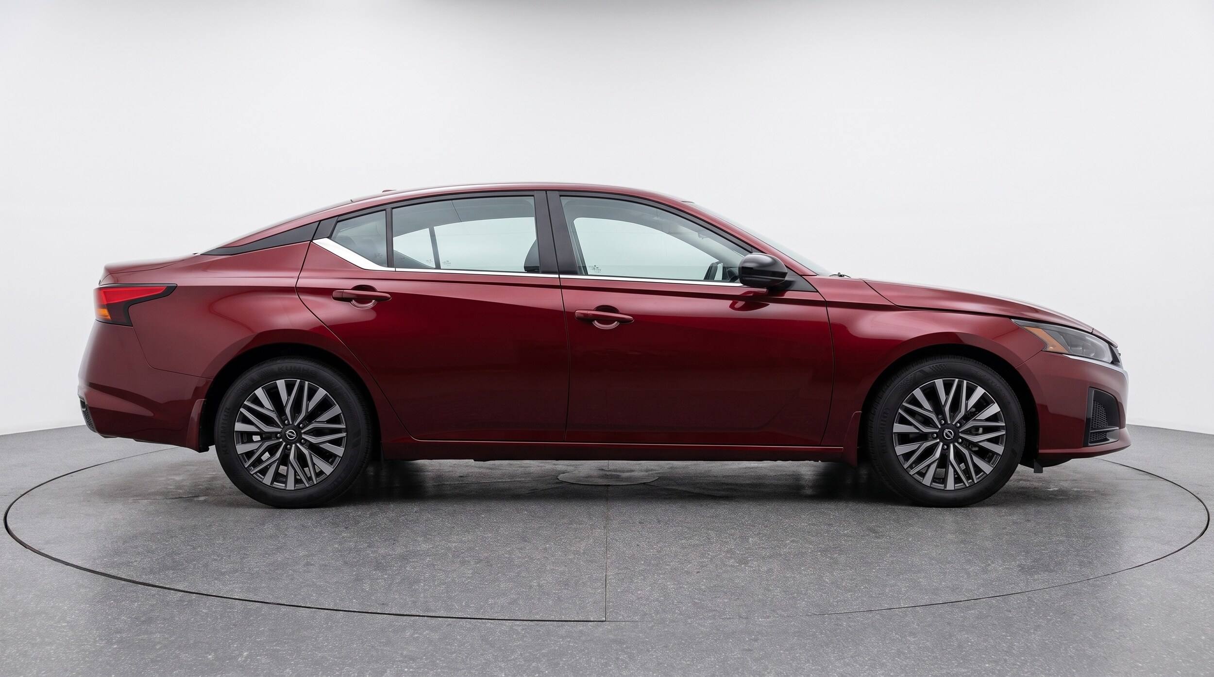 Thumbnail: 2025 Nissan Altima - 8
