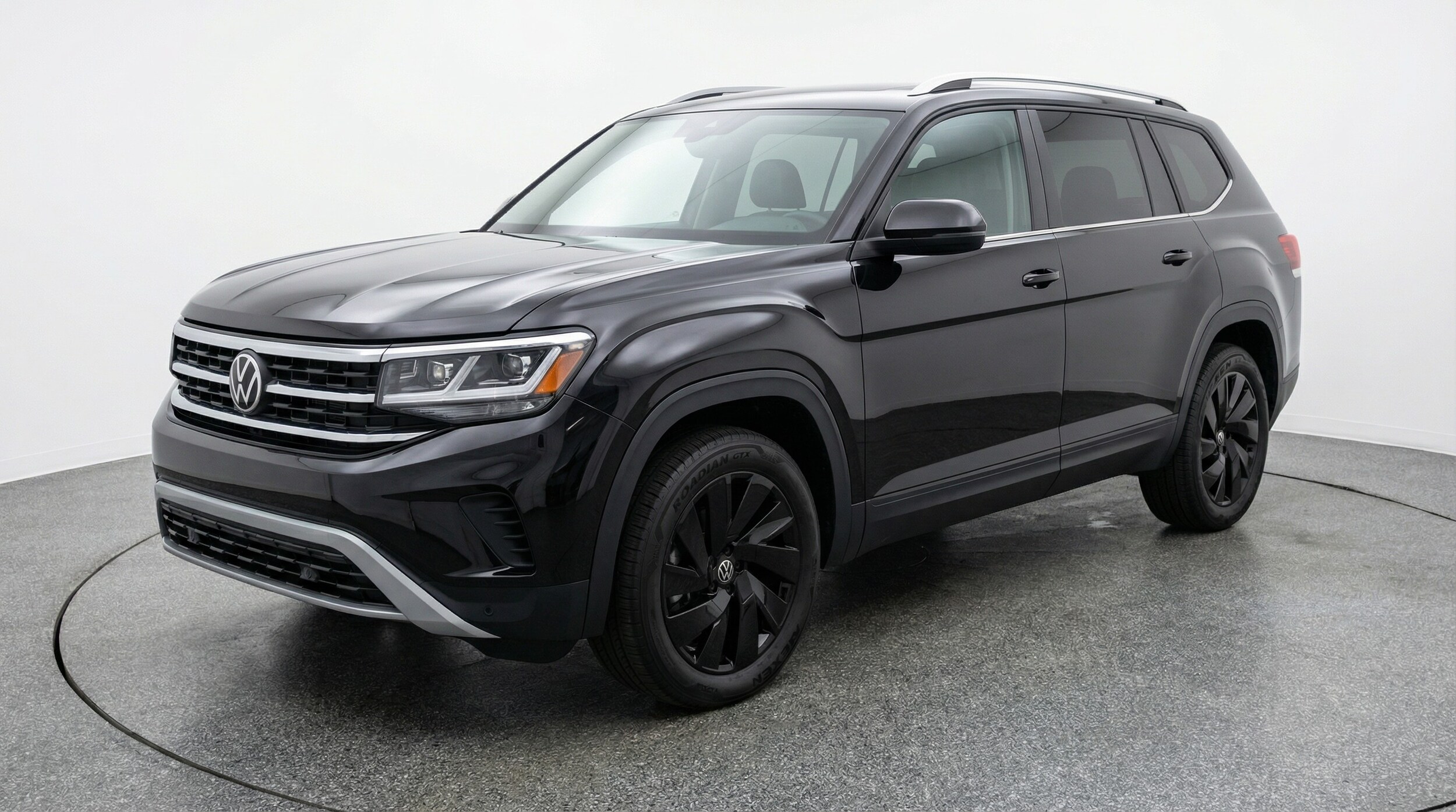 Thumbnail: 2026 Volkswagen Atlas - 3