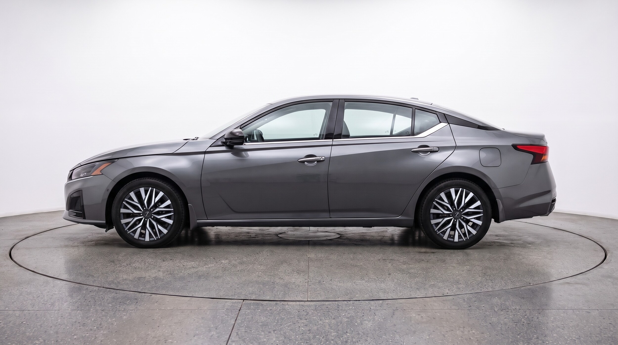 Thumbnail: 2025 Nissan Altima - 4