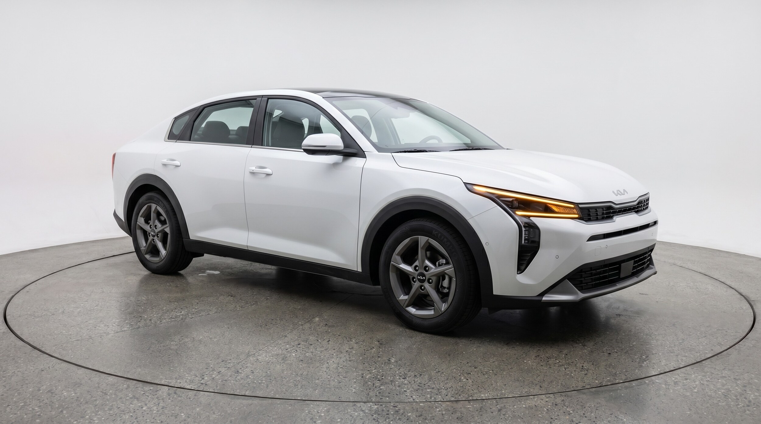 Thumbnail: 2026 Kia K4 - 1