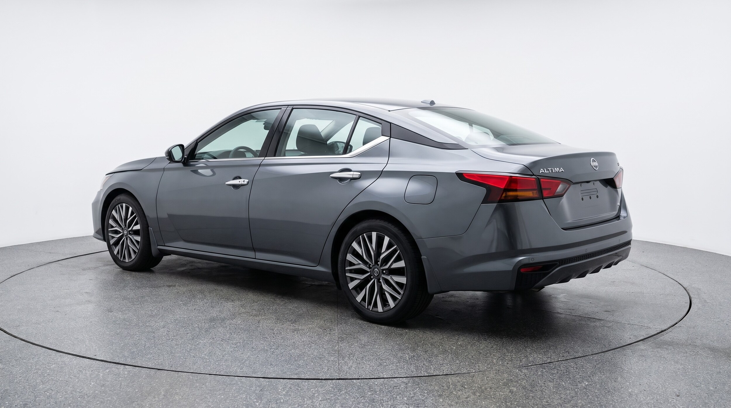 Thumbnail: 2025 Nissan Altima - 5