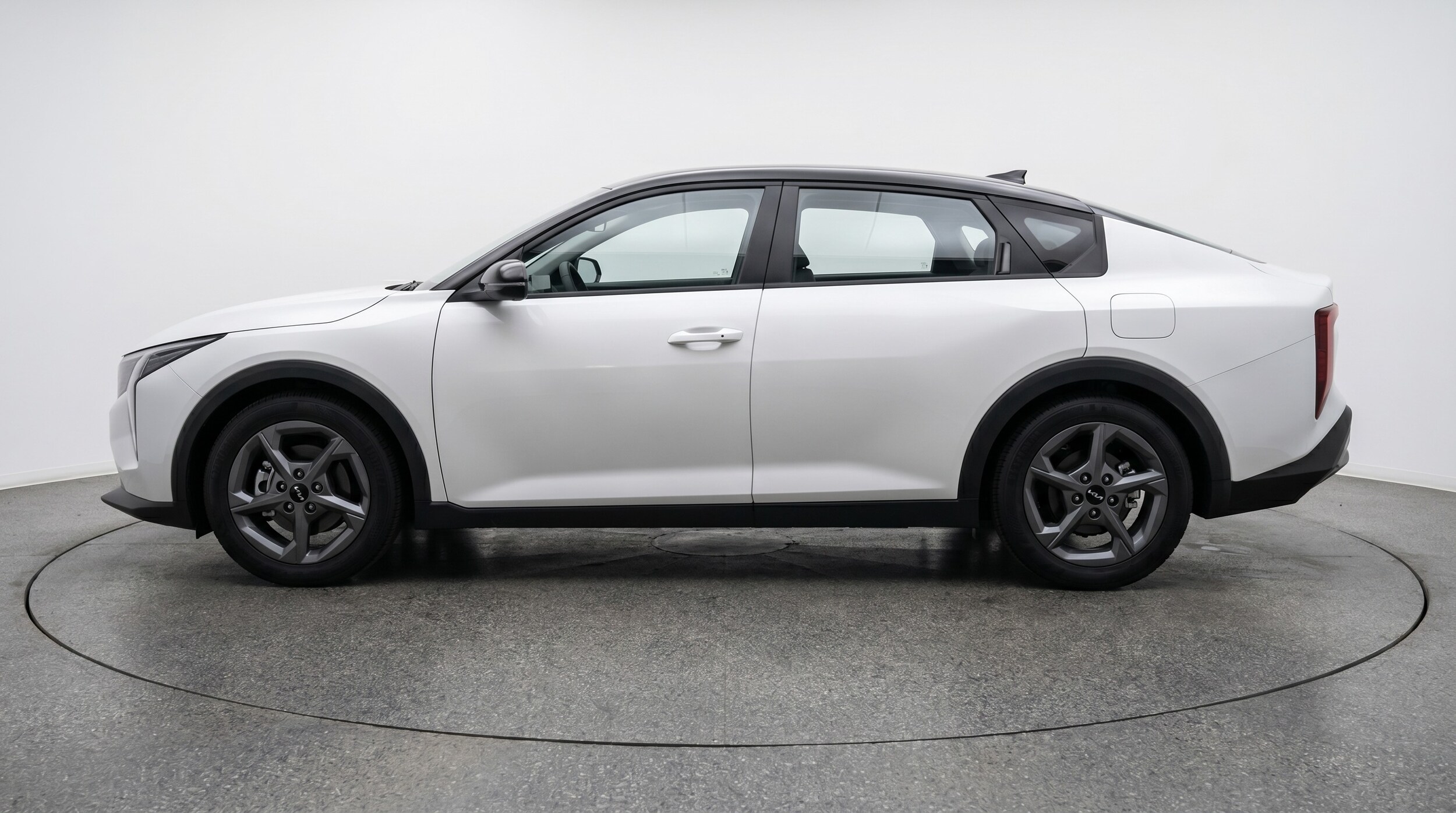 Thumbnail: 2026 Kia K4 - 4