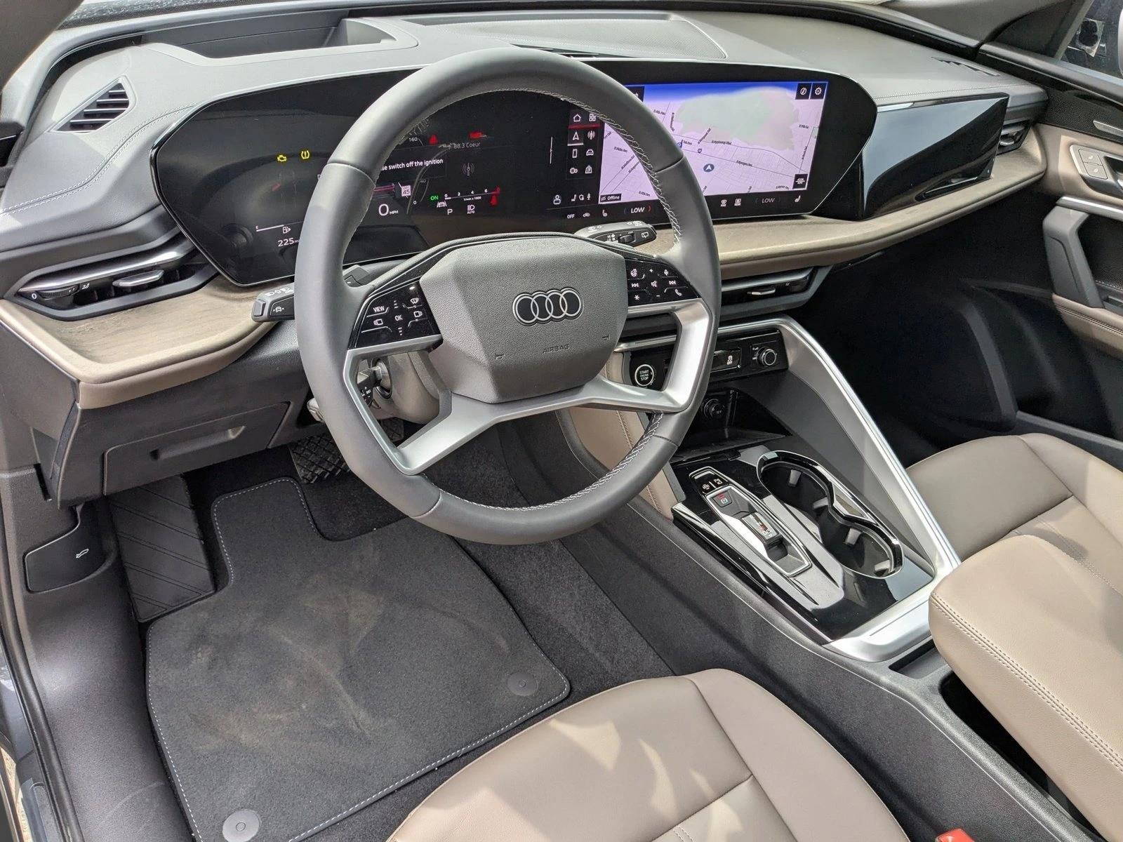 2025 Audi Q5 2.0T Premium Plus photo 3