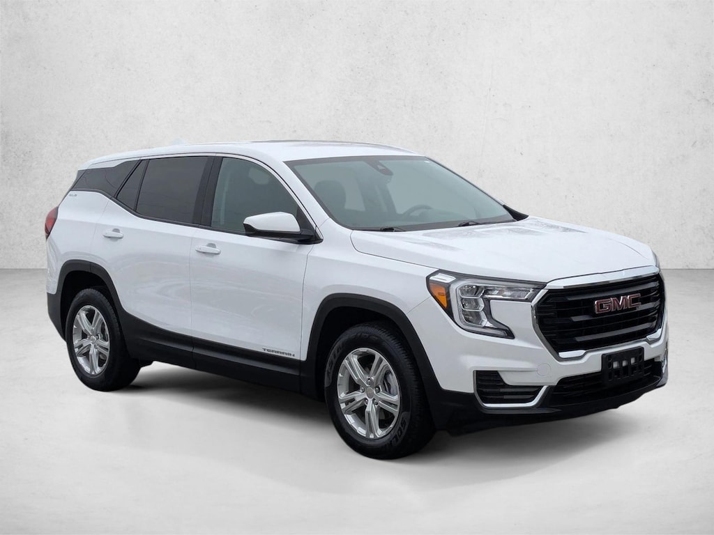 Used 2024 GMC Terrain SLE SUV