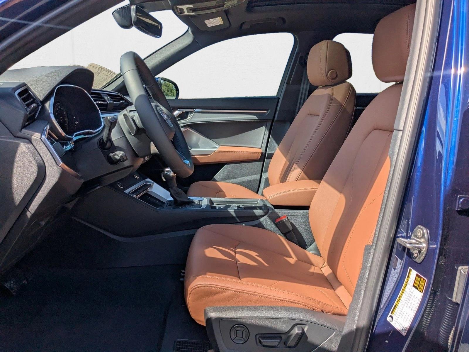2025 Audi Q3 45 TFSI S line Premium Plus photo 4