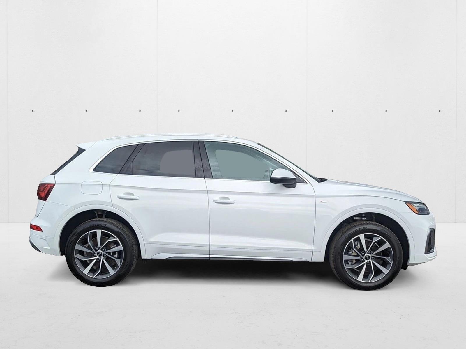 2023 Audi Q5 45 S line Premium photo 4