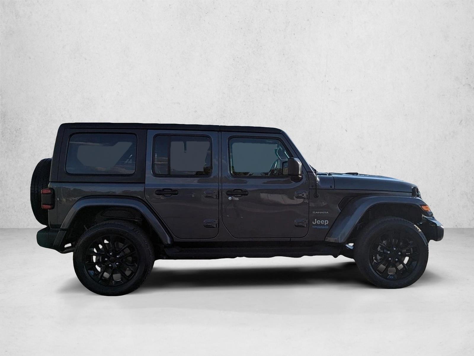 2022 Jeep Wrangler 4xe Unlimited Sahara photo 4