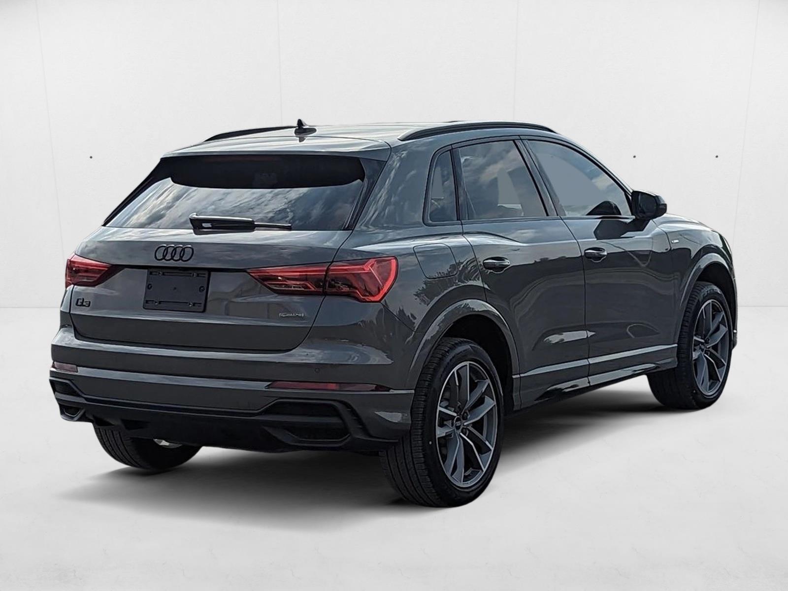 2025 Audi Q3 45 TFSI S line Premium photo 2
