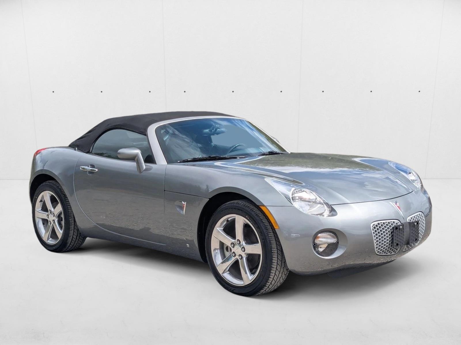 2007 Pontiac Solstice Base Convertible photo 3
