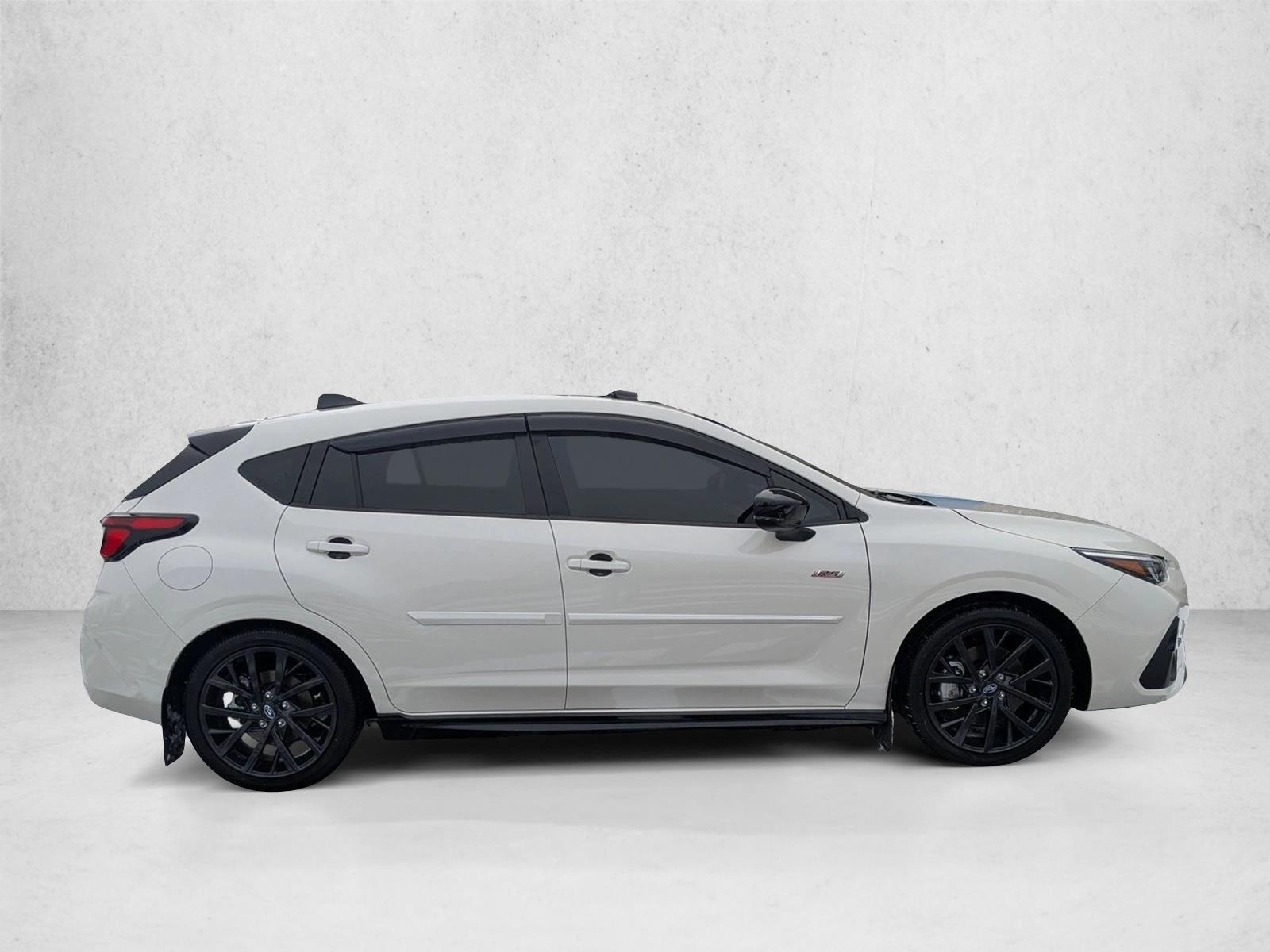 2025 Subaru Impreza RS photo 4