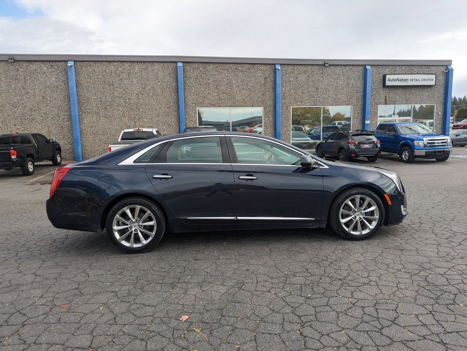 2013 Cadillac XTS Luxury photo 4