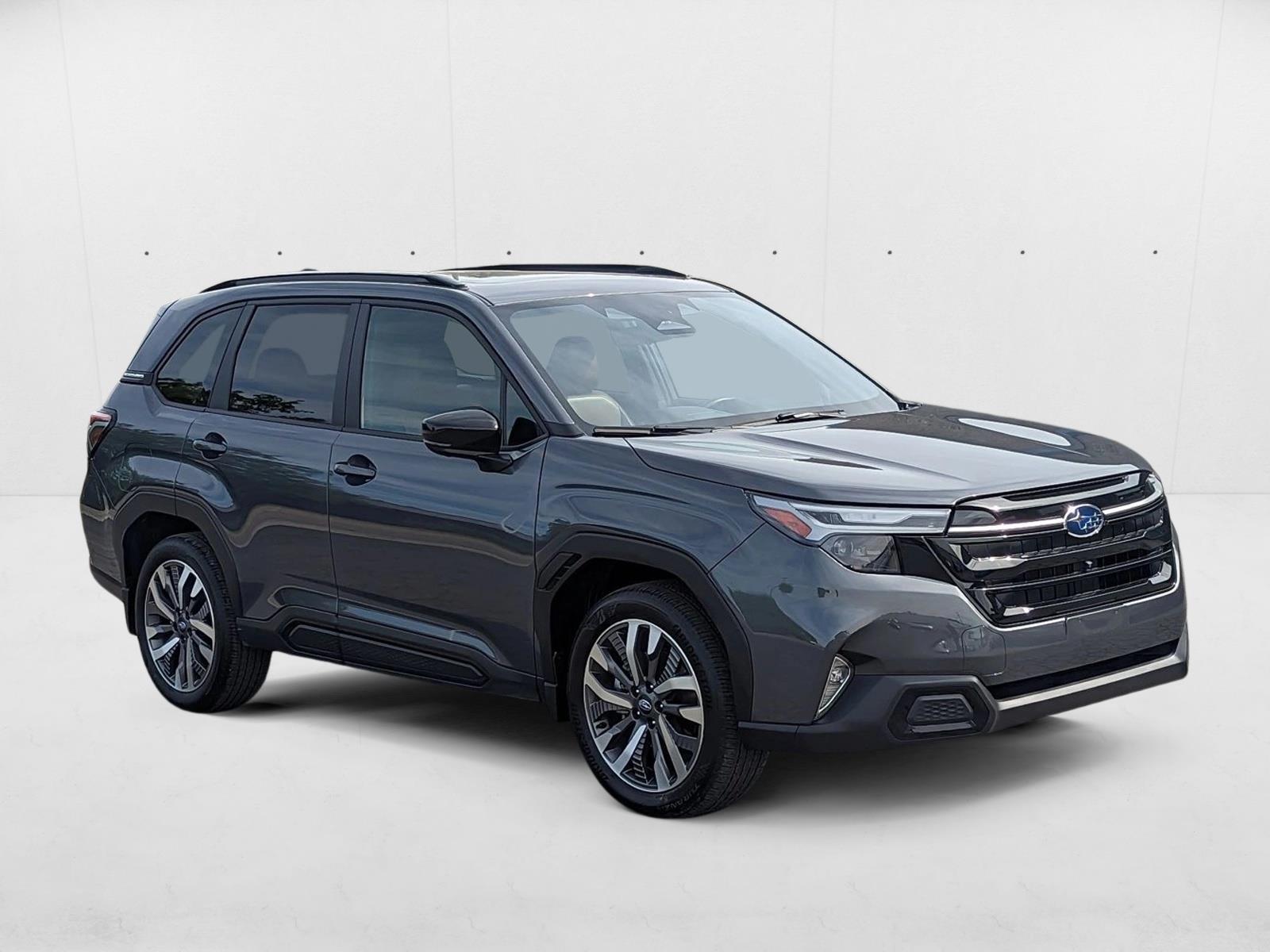 2025 Subaru Forester Touring photo 3