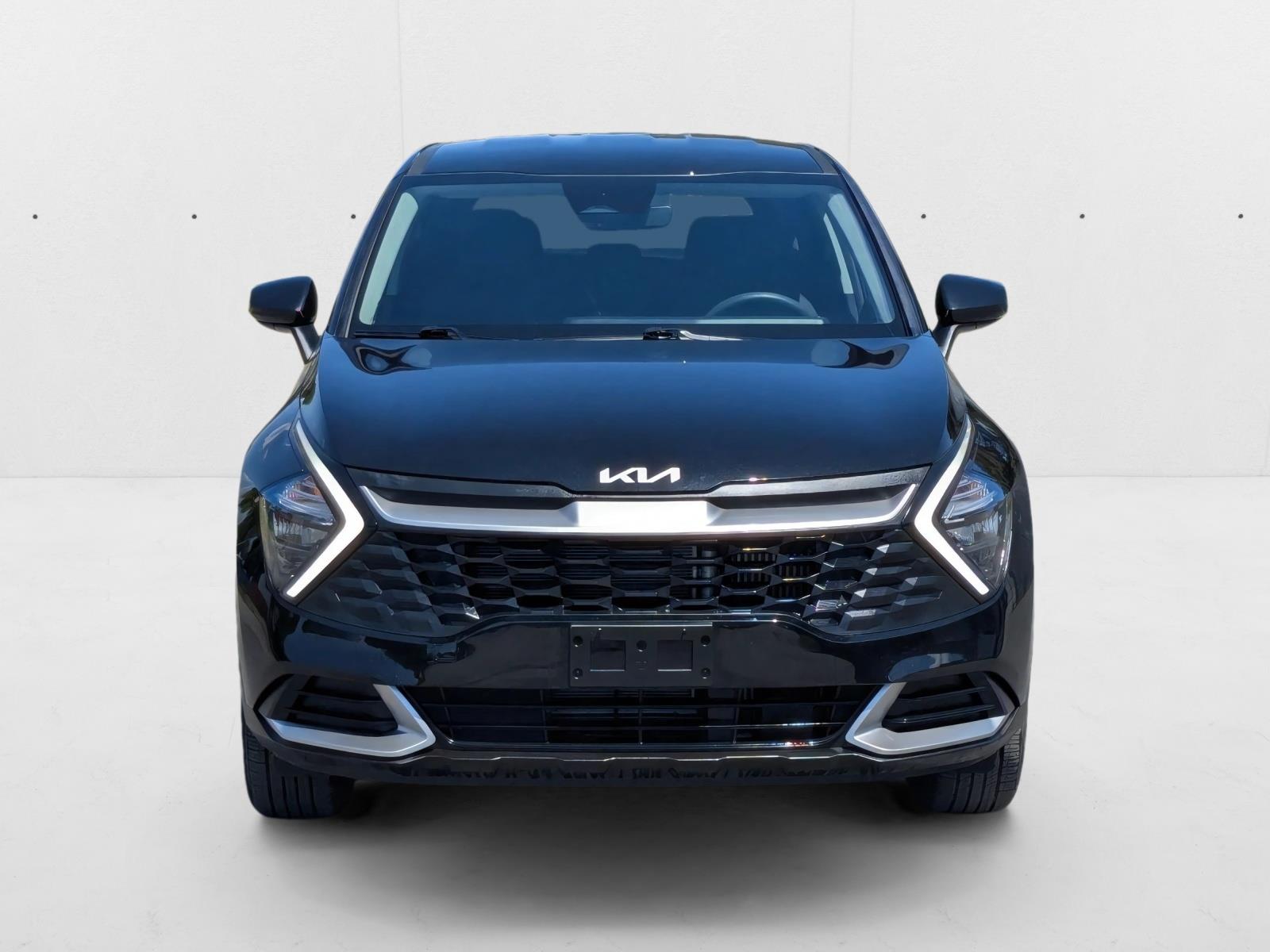2023 Kia Sportage Hybrid LX photo 2