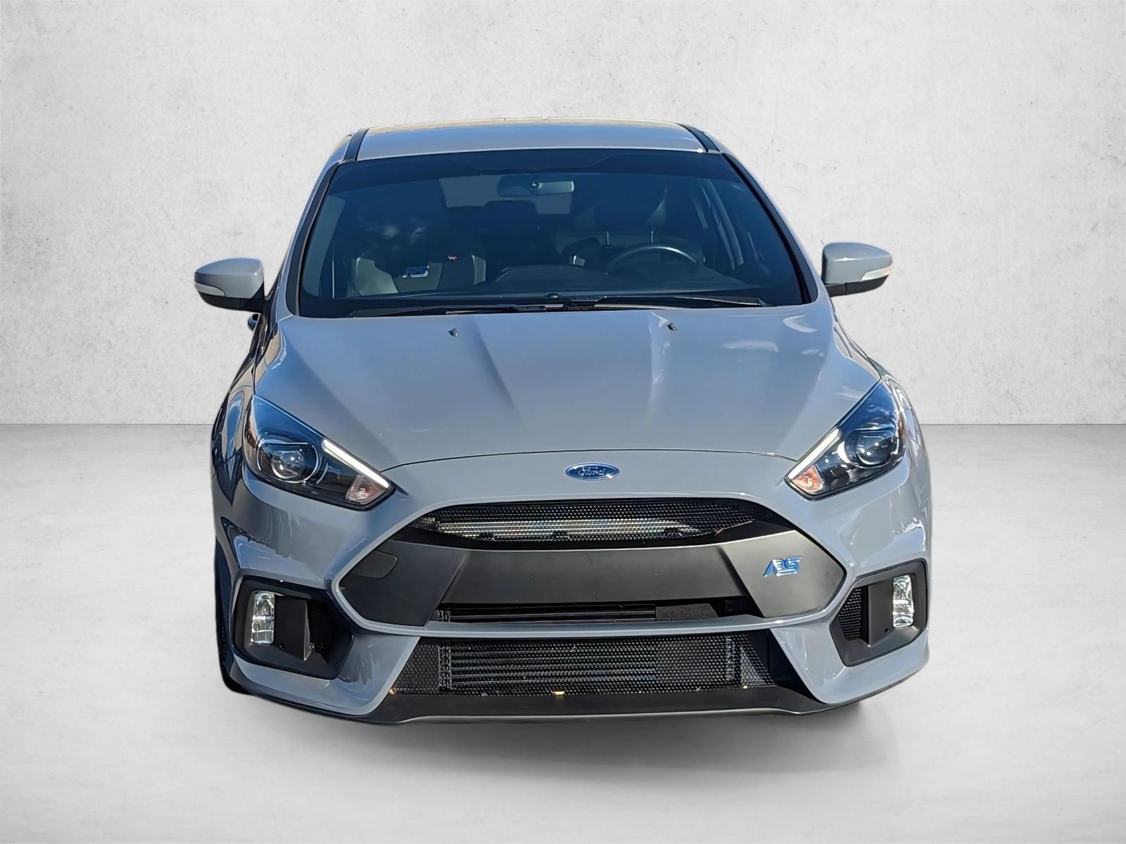 2017 Ford Focus RS photo 2