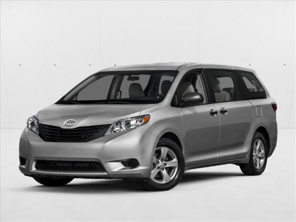 Used 2015 Toyota Sienna LE Van