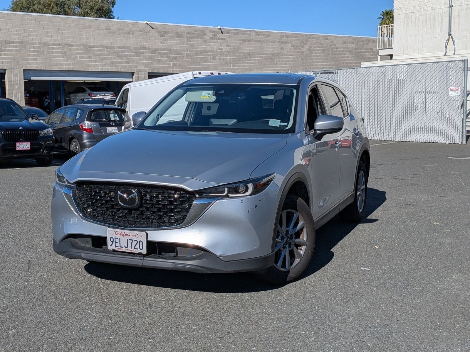 2023 Mazda CX-5's photo