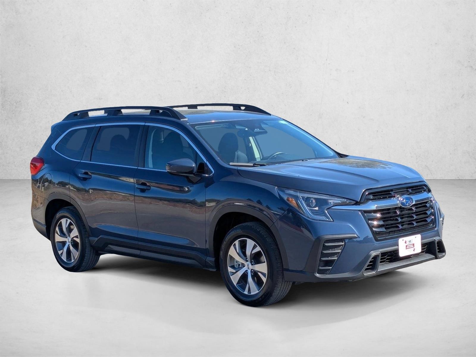 2024 Subaru Ascent Premium photo 3