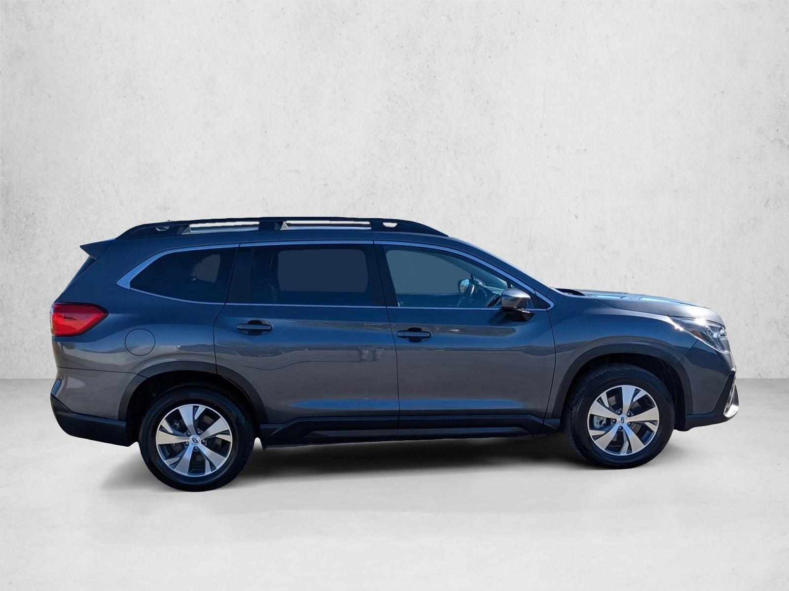 2024 Subaru Ascent Premium photo 4