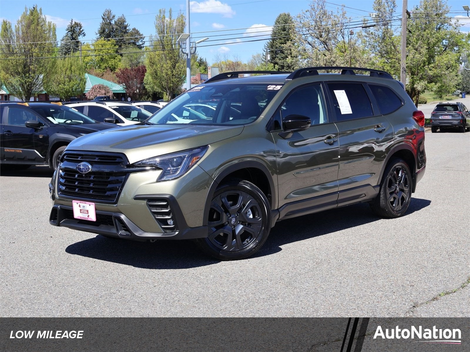 2025 Subaru Ascent Onyx Edition-Touring 7 Passenger's photo